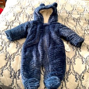 NWT bunting coat, navy blue, 3-6 months! Super soft!